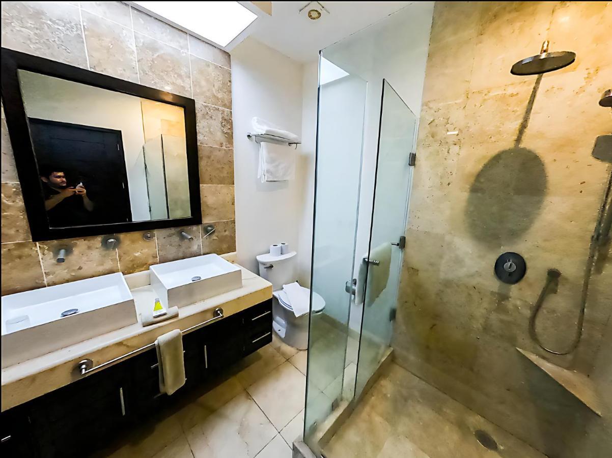 Faro 201 Beachfront Apartment With Ocean View, Close To 5Th Av Playa del Carmen Exterior photo